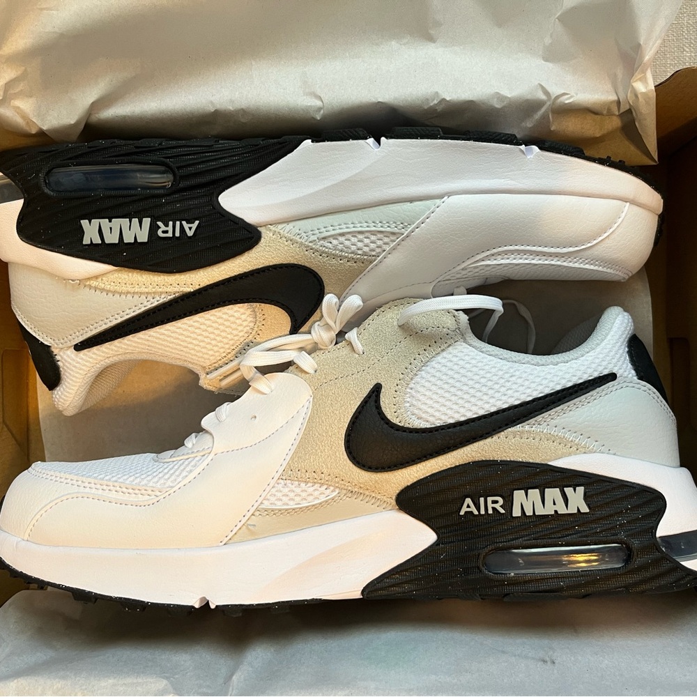 Men’s Nike Air Max White and Black Athletic Shoes